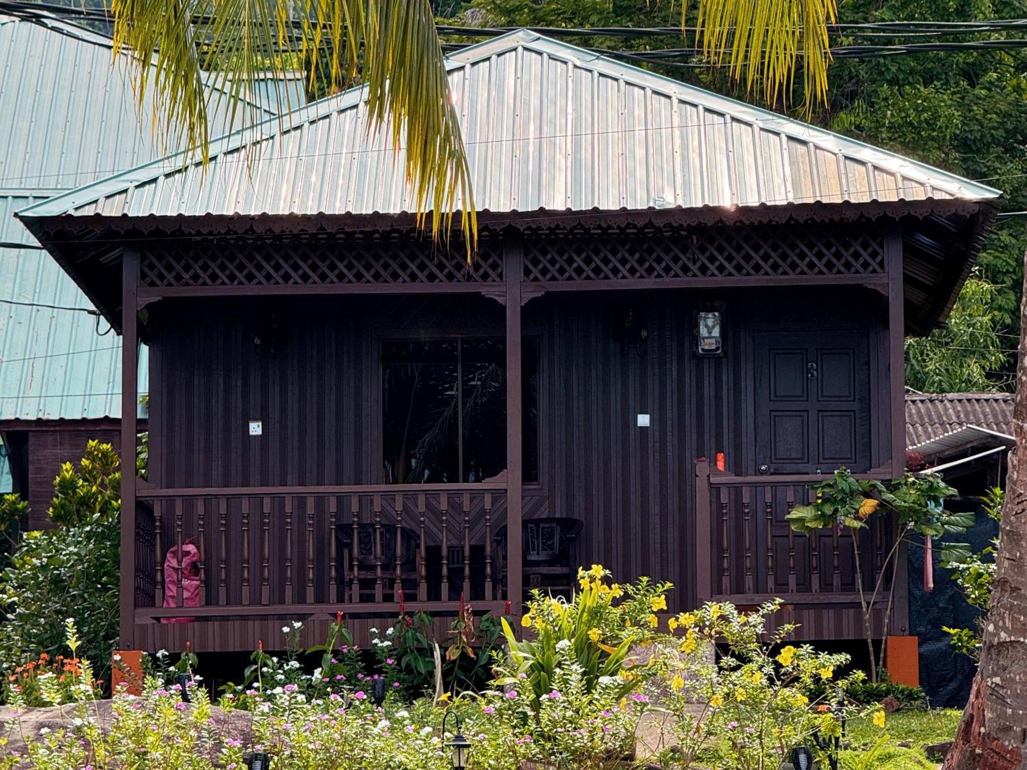 Abc Chalet Tioman Kampong Ayer Batang ภายนอก รูปภาพ
