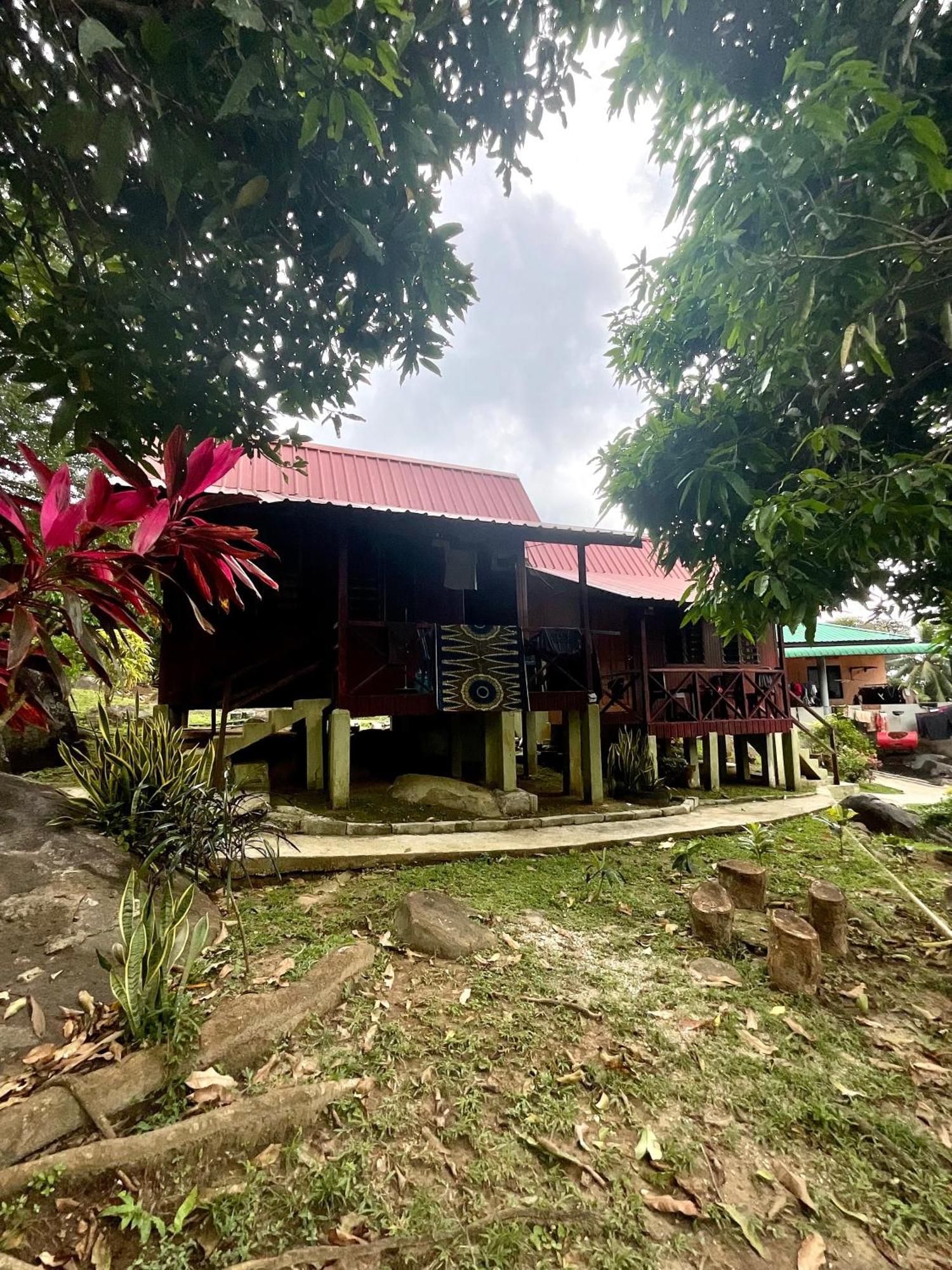 Abc Chalet Tioman Kampong Ayer Batang ภายนอก รูปภาพ